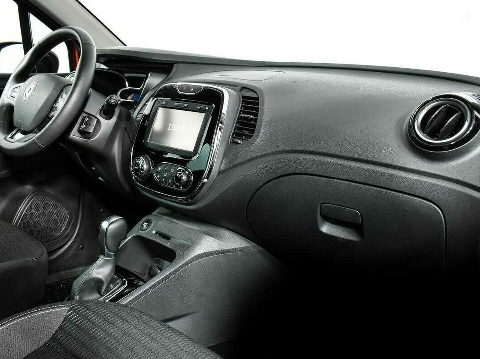 Renault kaptur мкпп 2017 с пробегом 58 760 км, фото №6