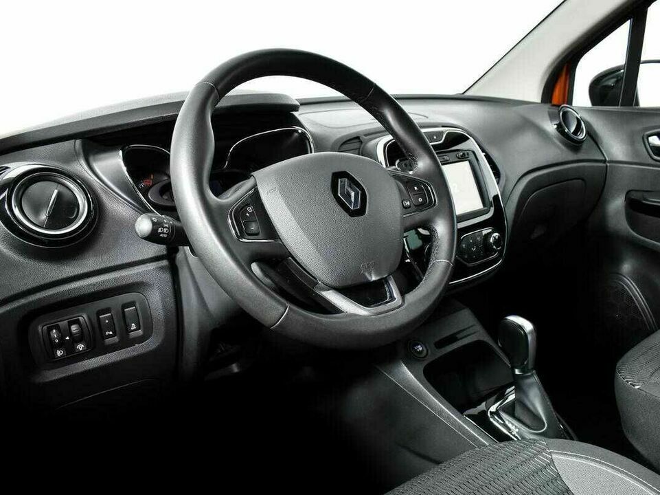 Renault kaptur мкпп 2017 с пробегом 58 760 км, фото №4