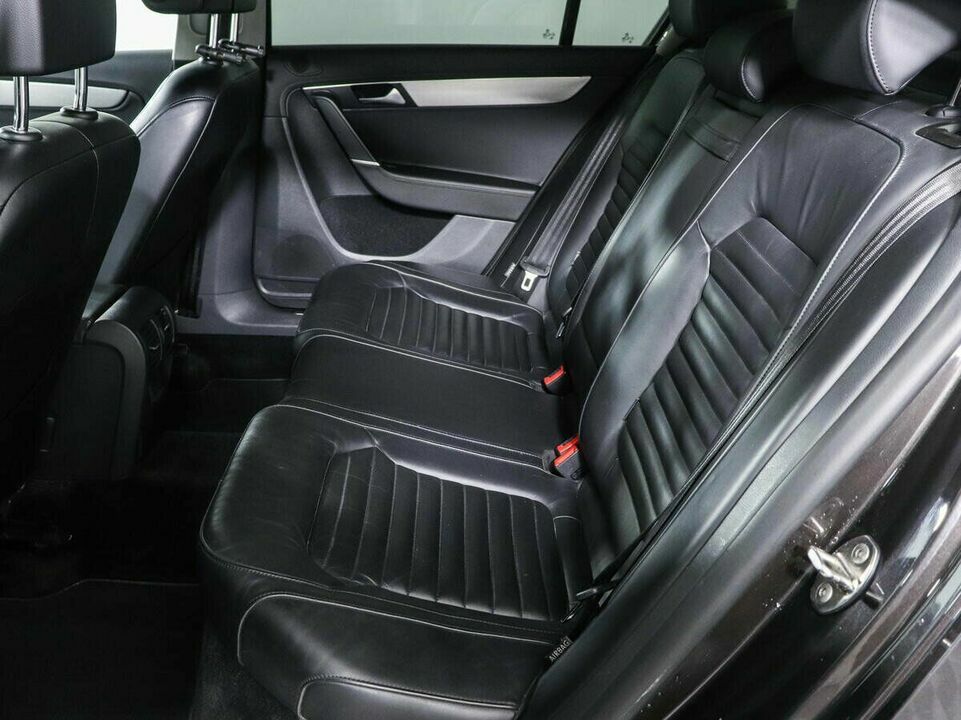 Volkswagen Passat B7, фото №11