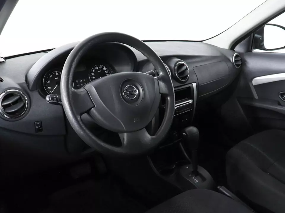Nissan Almera, фото №9