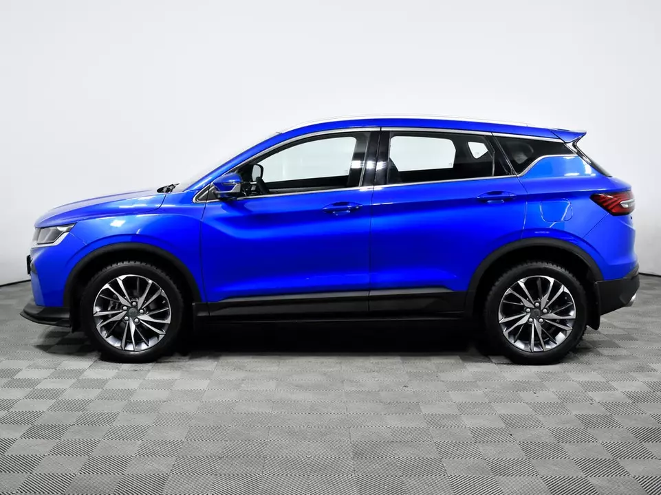 Geely Coolray, фото №8