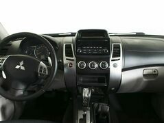 Mitsubishi Pajero Sport II Рестайлинг, фото №5