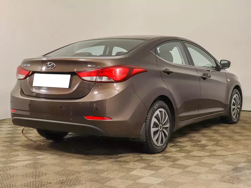 Hyundai Elantra, фото №4