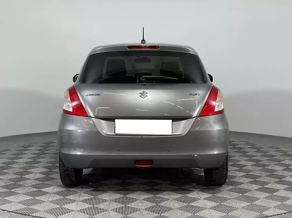 Suzuki Swift, фото №6