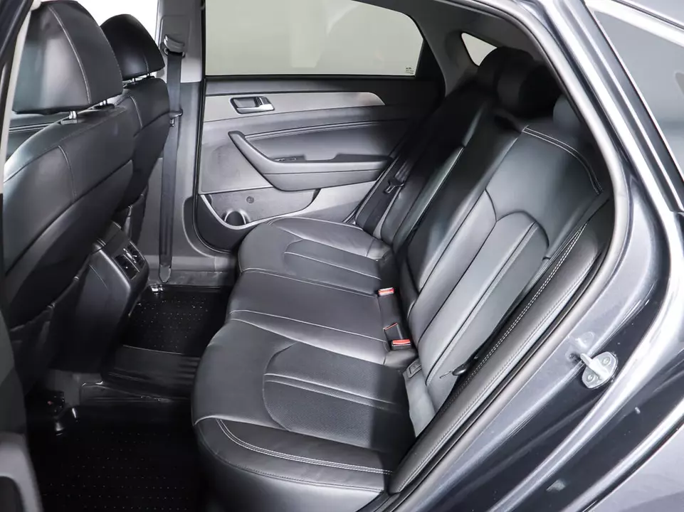 Hyundai Sonata, фото №12