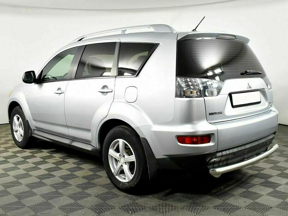 Mitsubishi Outlander II, фото №3