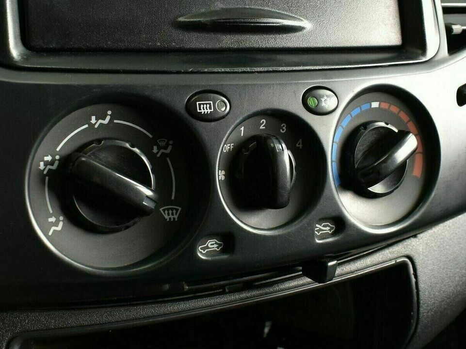 Mitsubishi l200, фото №9