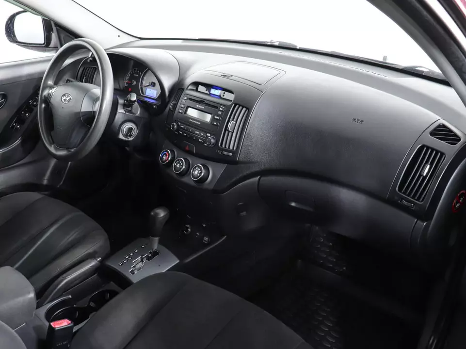 Hyundai Elantra, фото №10