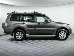 Mitsubishi Pajero IV Рестайлинг 1, фото №4