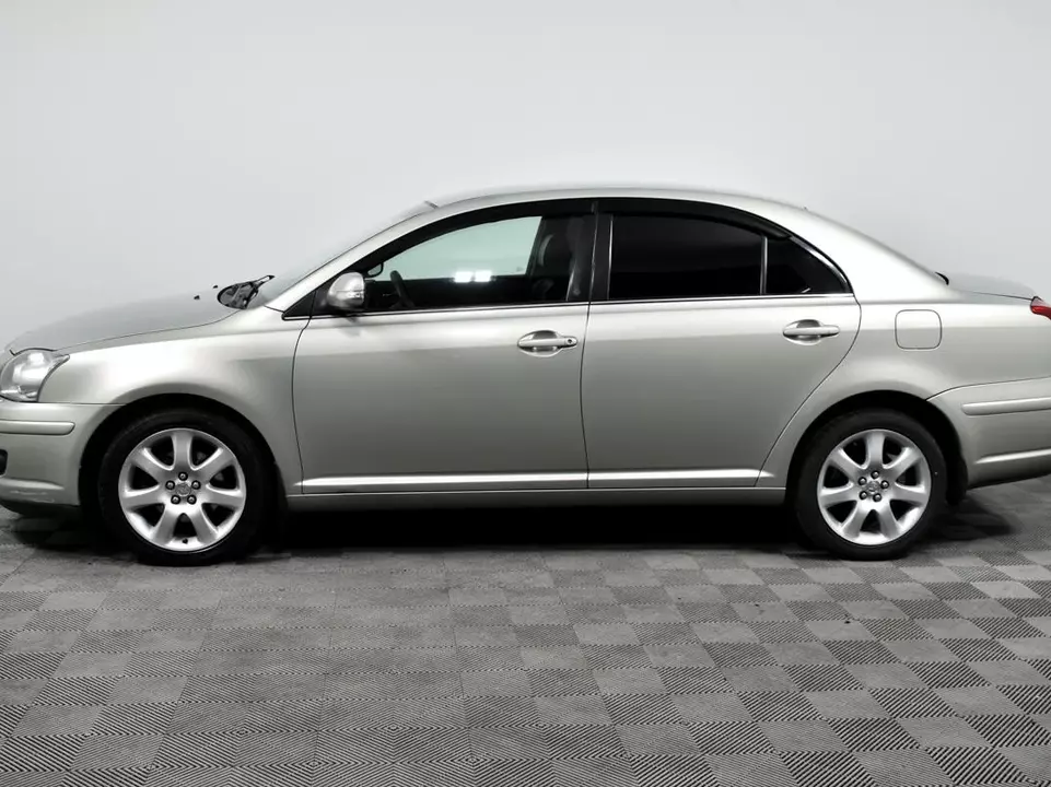 Toyota Avensis, фото №8