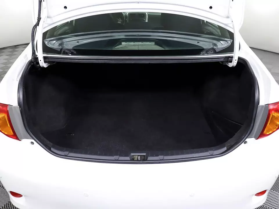 Toyota Corolla, фото №10