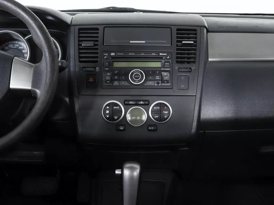 Nissan Tiida, фото №12