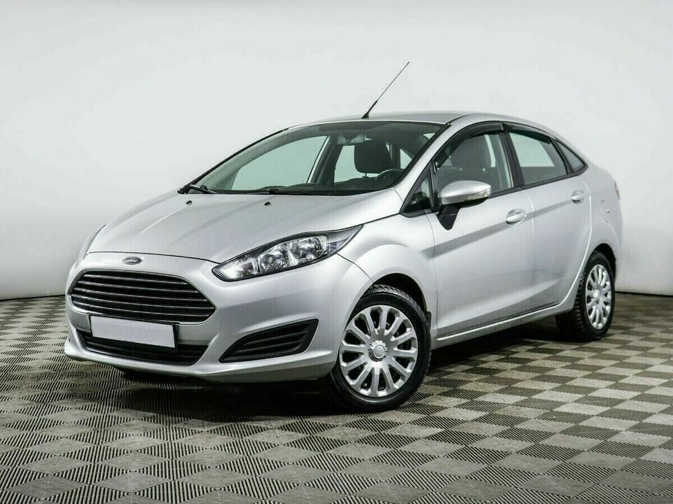 Ford Fiesta Mk6 Рестайлинг, фото №1