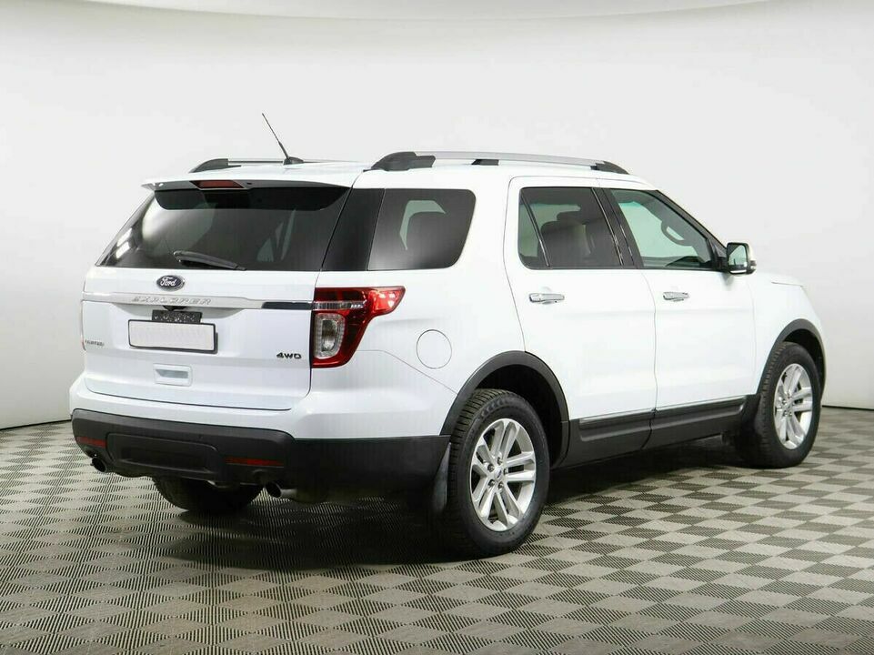 Ford Explorer V, фото №3