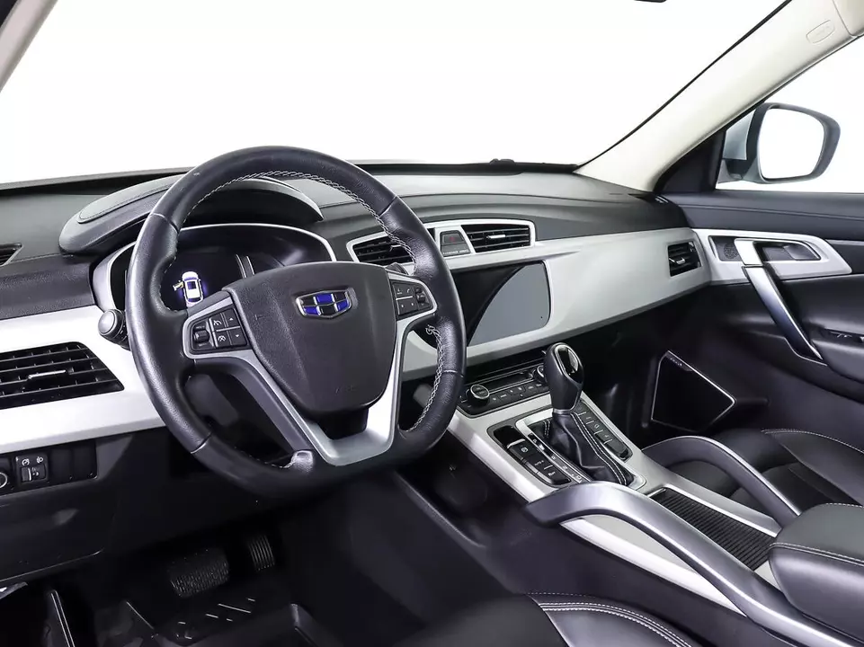 Geely Atlas, фото №16
