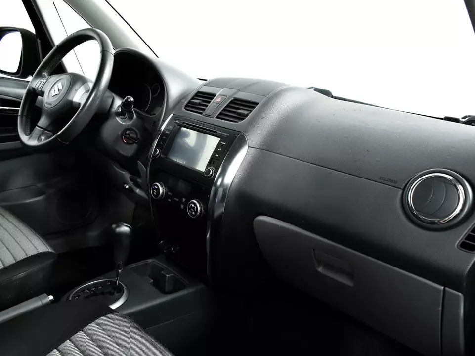 Suzuki SX4, фото №9