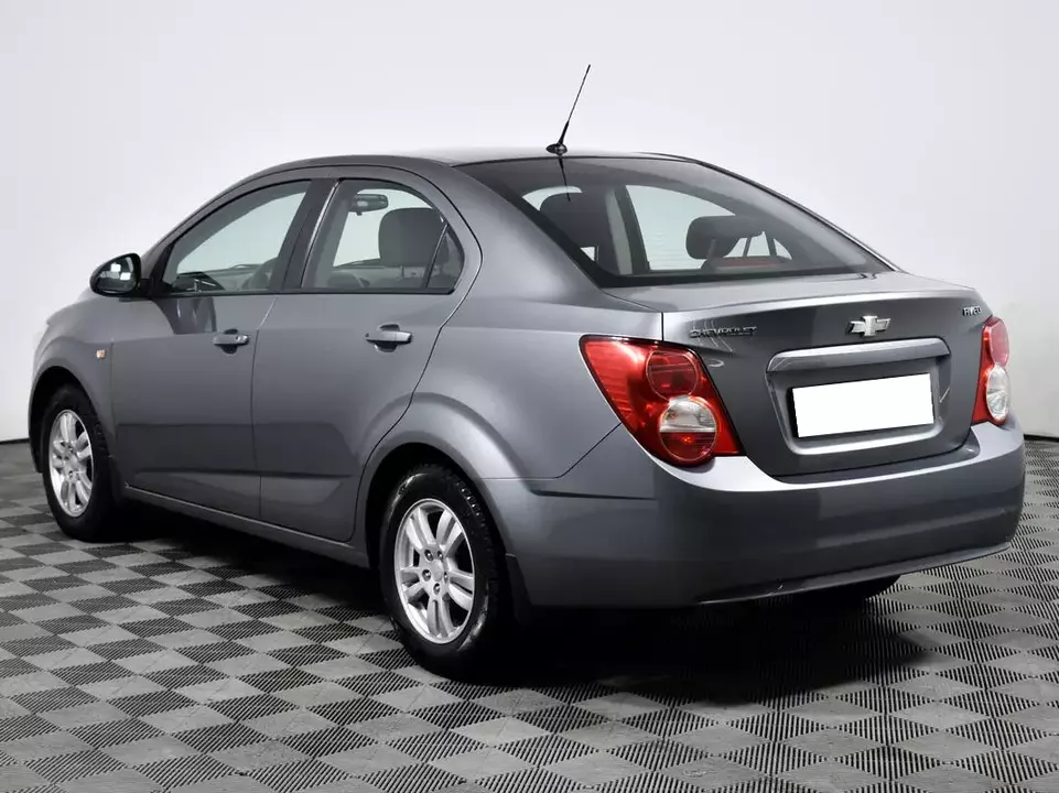 Chevrolet Aveo, фото №7