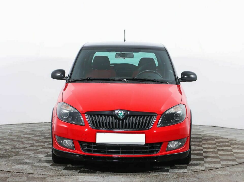 Skoda Fabia II Рестайлинг, фото №2