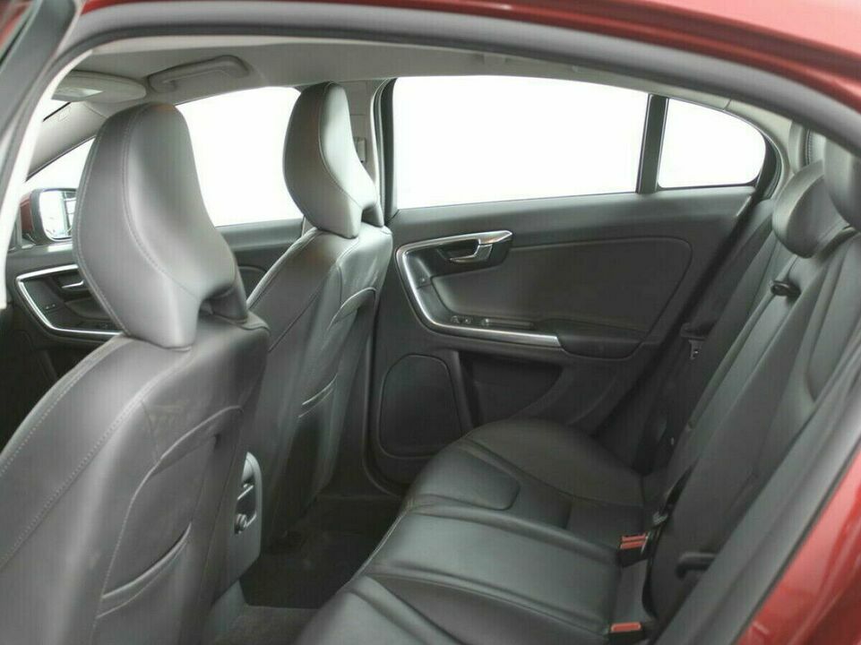 Volvo S60 II Рестайлинг, фото №7