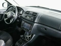Skoda Fabia II Рестайлинг, фото №5