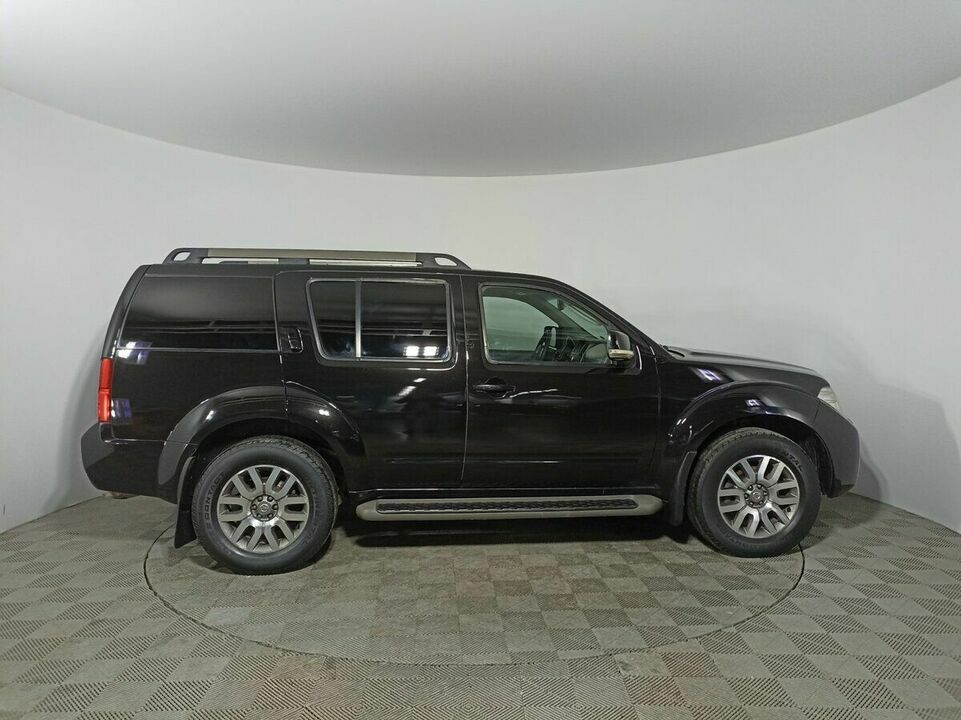 Nissan Pathfinder III Рестайлинг, фото №5