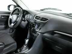 Suzuki Swift III, фото №6