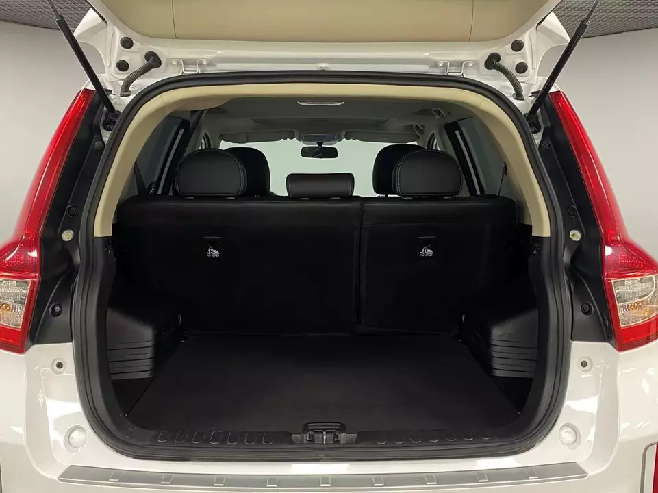 Geely Emgrand X7, фото №14