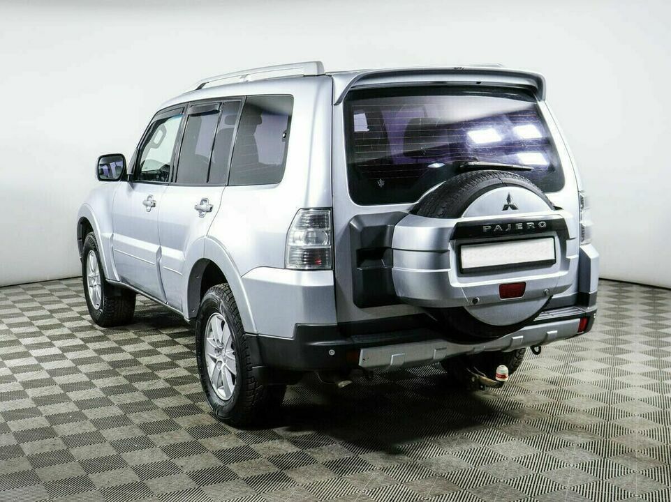 Mitsubishi Pajero IV, фото №4