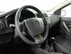 Renault Logan 1.6 Автомат, фото №8