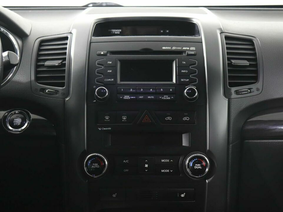 Kia Sorento, фото №11