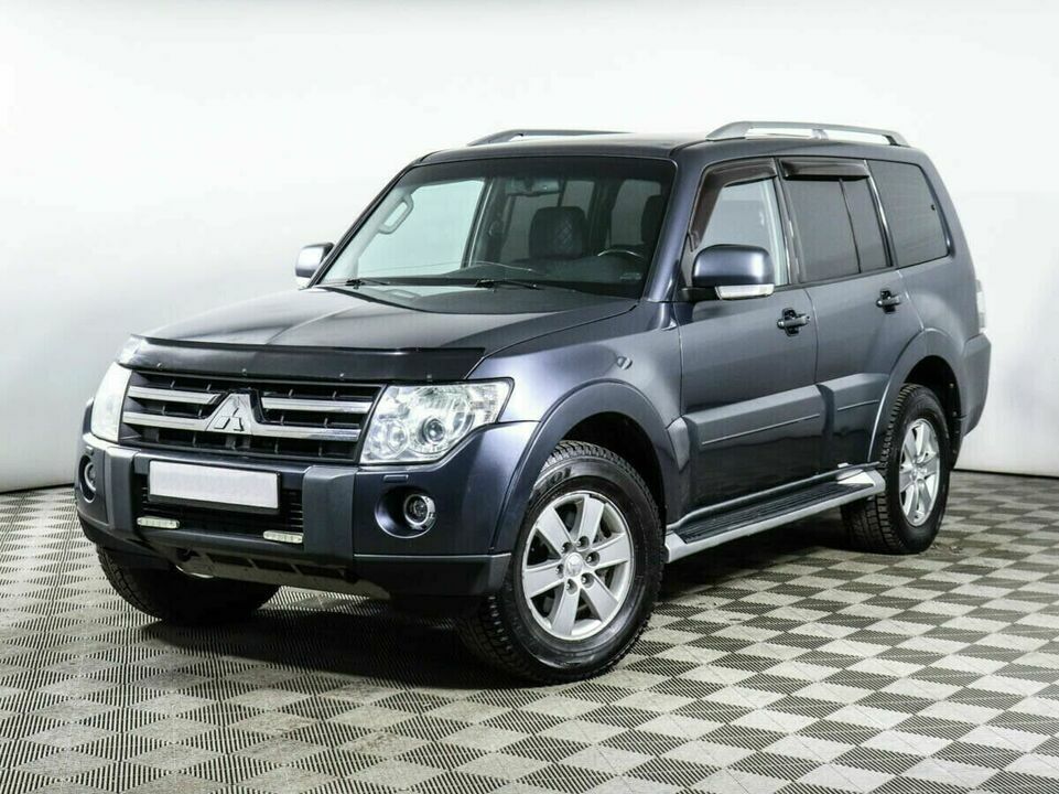Mitsubishi Pajero IV, фото №1