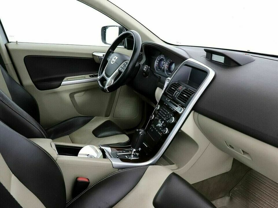 Volvo XC60 I, фото №9