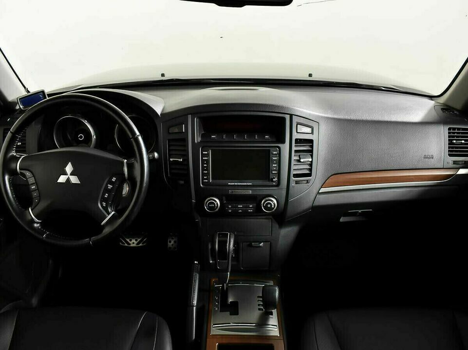 Mitsubishi Pajero IV, фото №7