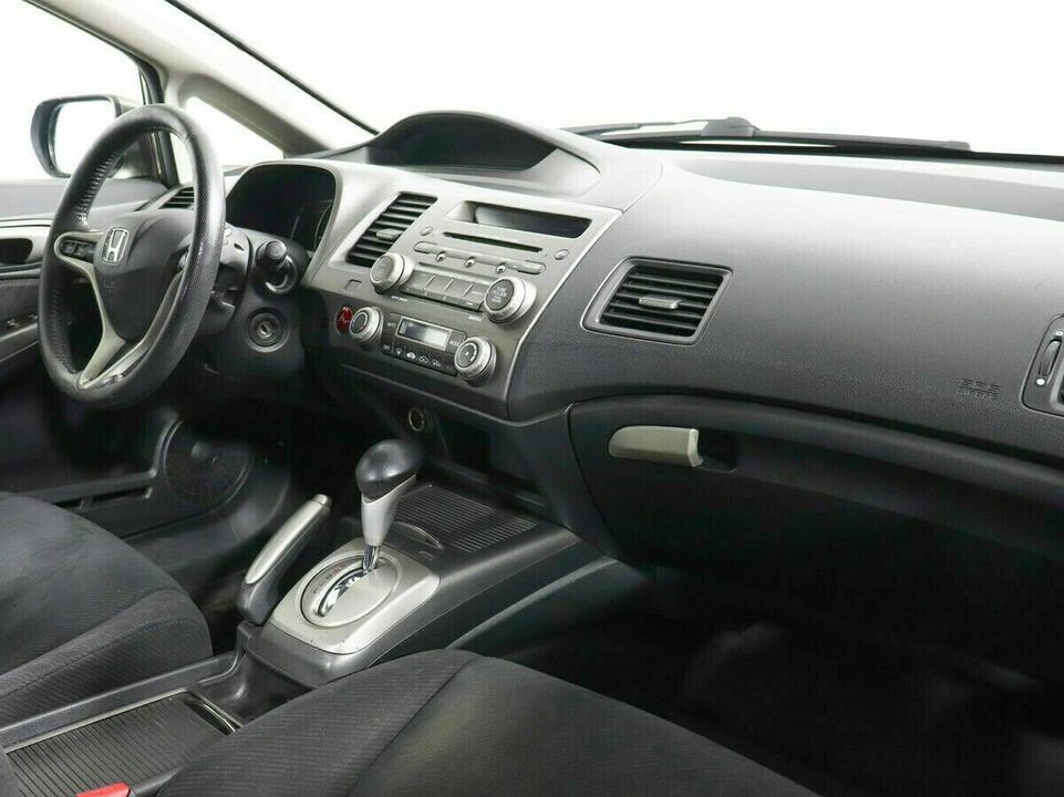 Honda Civic VIII Рестайлинг, фото №6