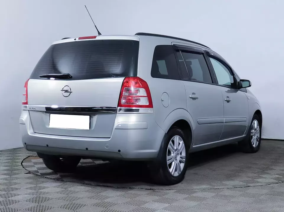 Opel Zafira, фото №4