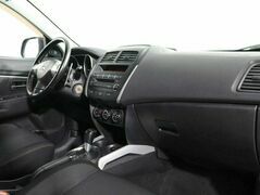 Mitsubishi ASX 1.8 Вариатор, фото №6