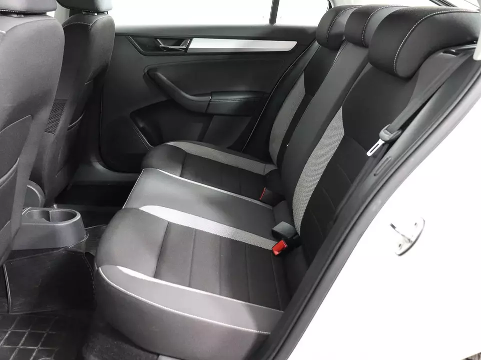 Skoda Rapid, фото №10