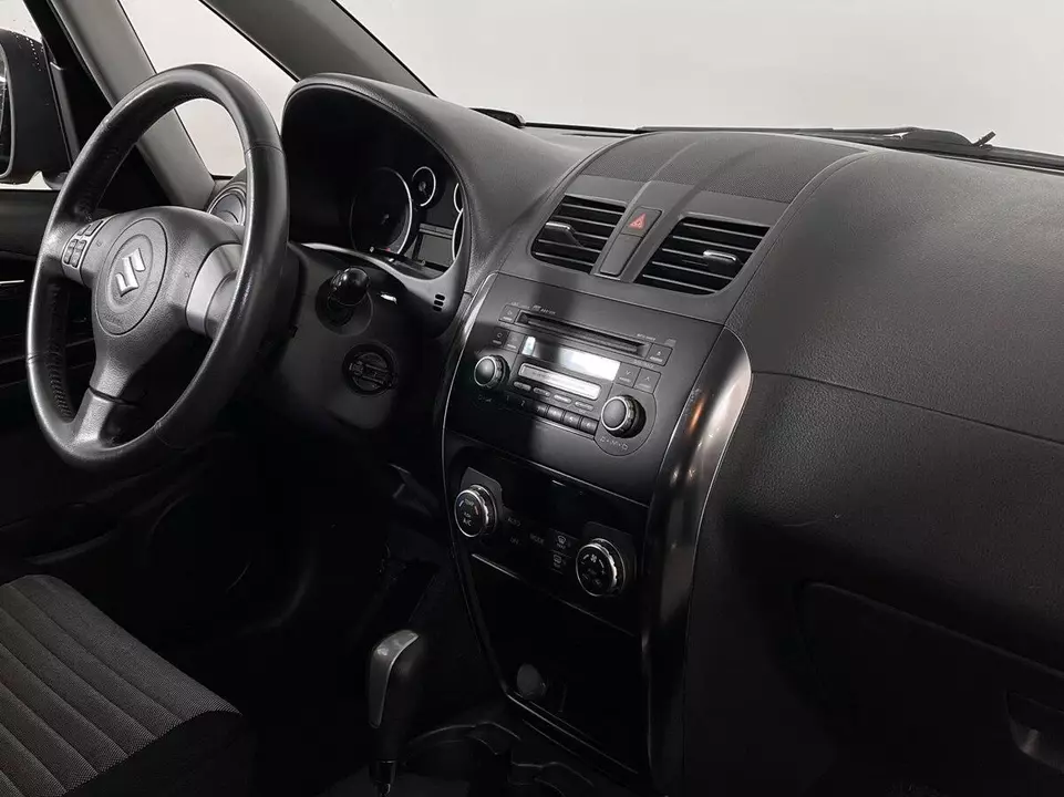 Suzuki SX4, фото №9