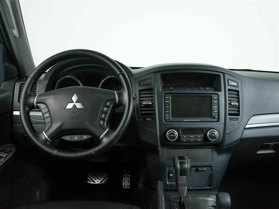 Mitsubishi Pajero IV Рестайлинг 1, фото №8