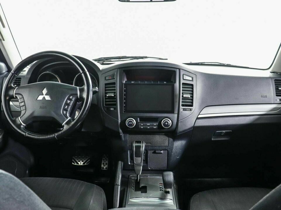 Mitsubishi Pajero IV Рестайлинг 1, фото №10