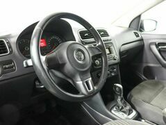 Volkswagen Polo 1.6 Автомат, фото №5