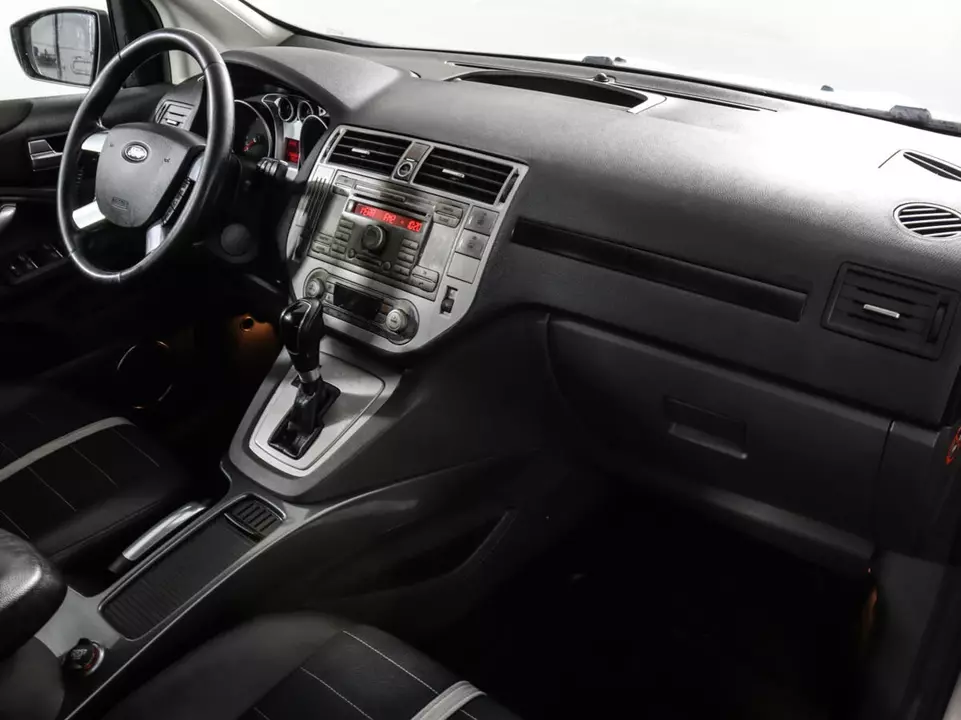 Ford Kuga, фото №9