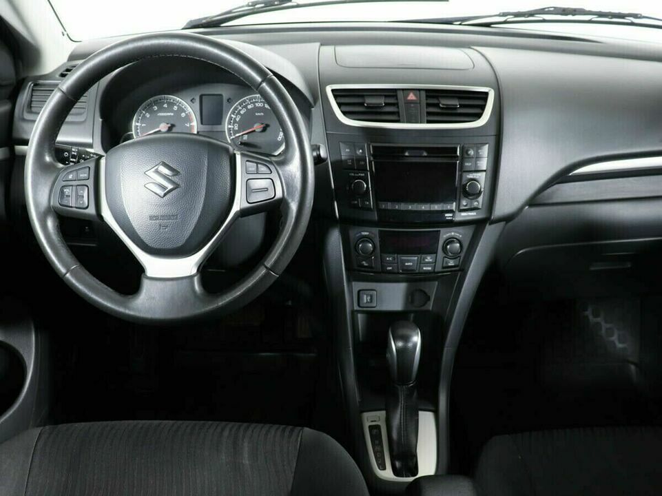 Suzuki Swift III, фото №7