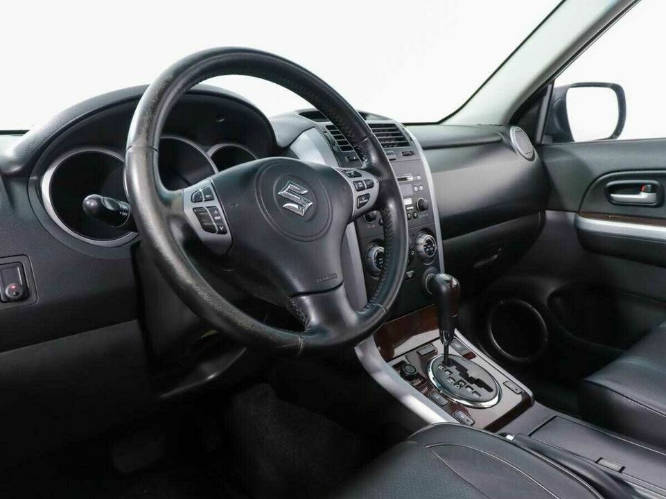 Suzuki grand vitara cvt 2011 с пробегом 85 472 км, фото №4