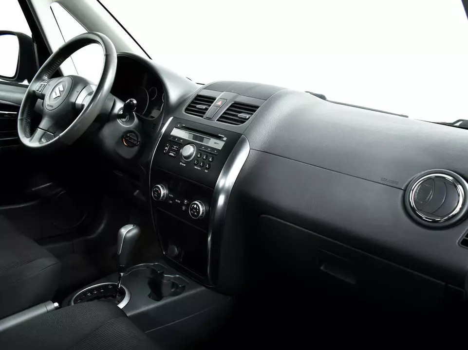 Suzuki SX4, фото №9