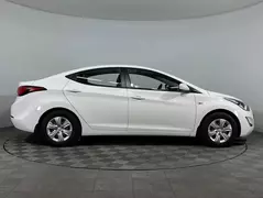 Hyundai Elantra, фото №4