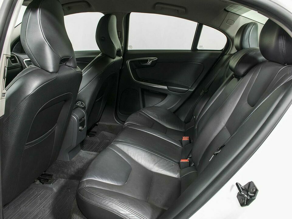 Volvo S60, фото №14
