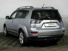 Mitsubishi Outlander, фото №4