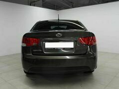 Kia Cerato 5-speed II, фото №3