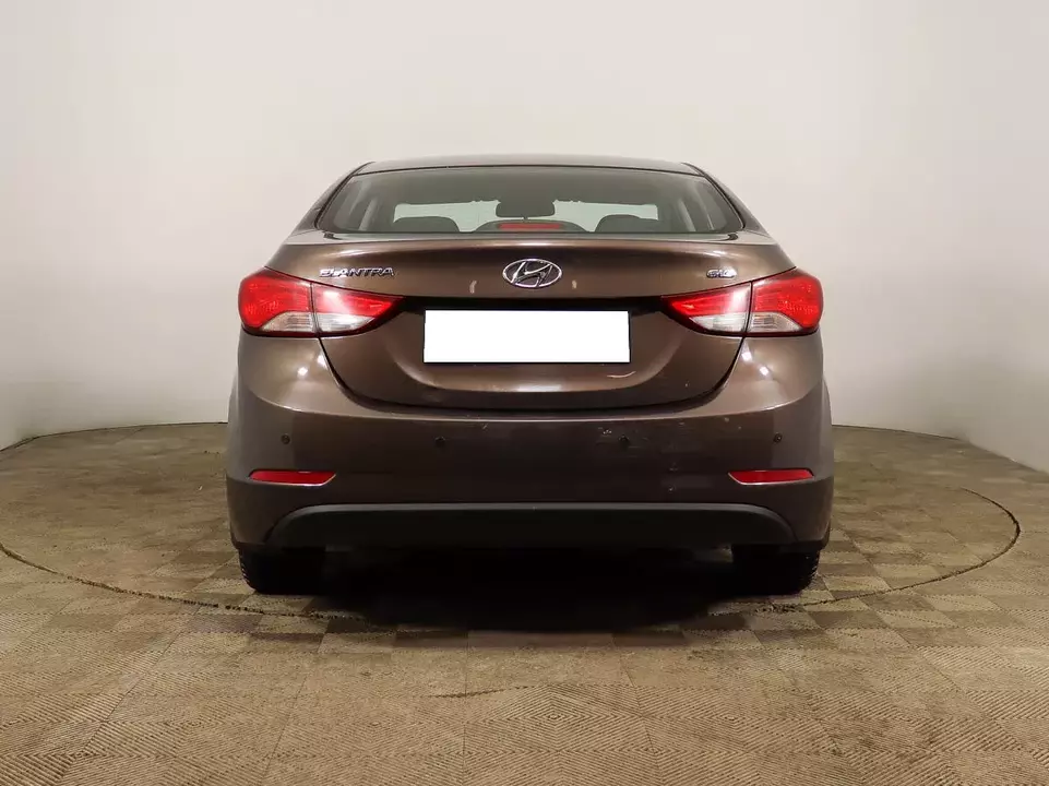 Hyundai Elantra, фото №3